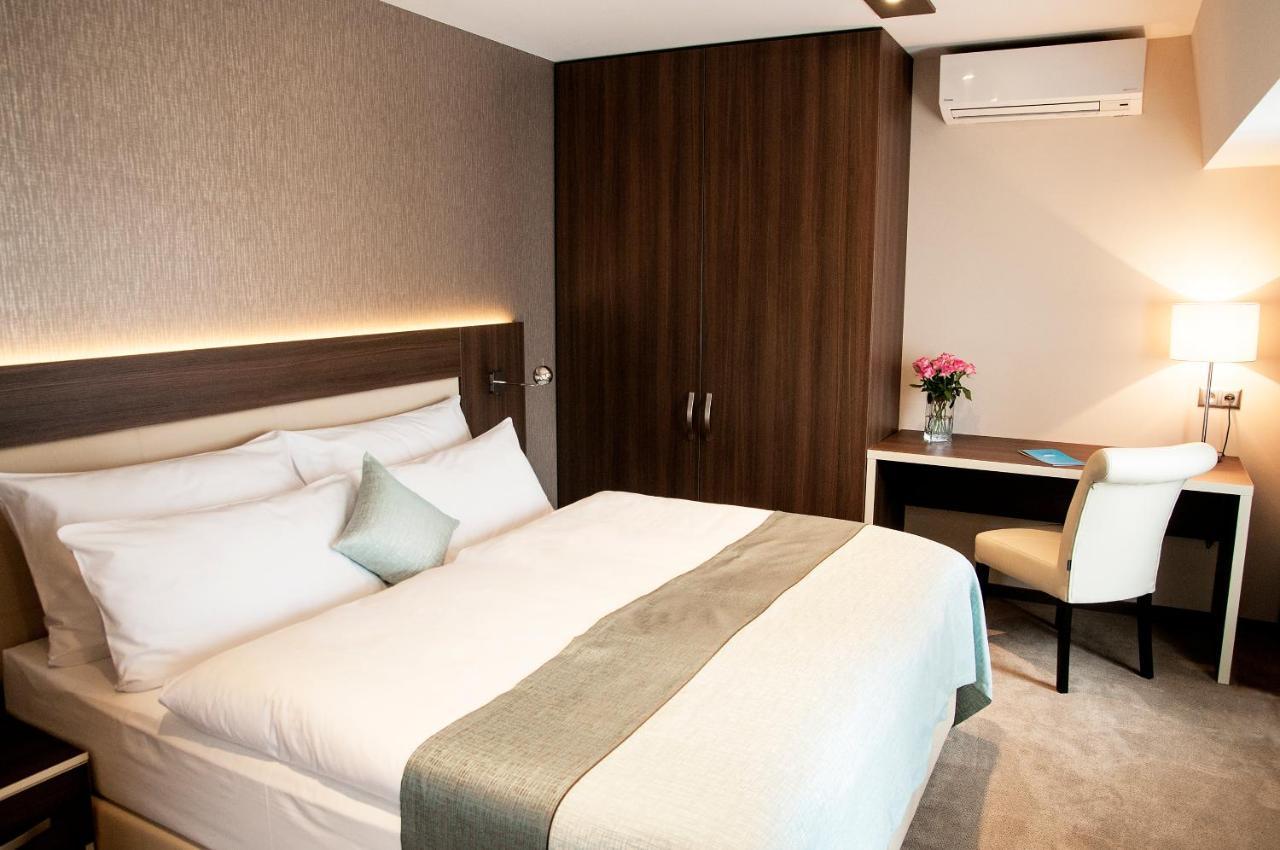 Azul Hotel & Restaurant Παρτίζανσκε Εξωτερικό φωτογραφία
